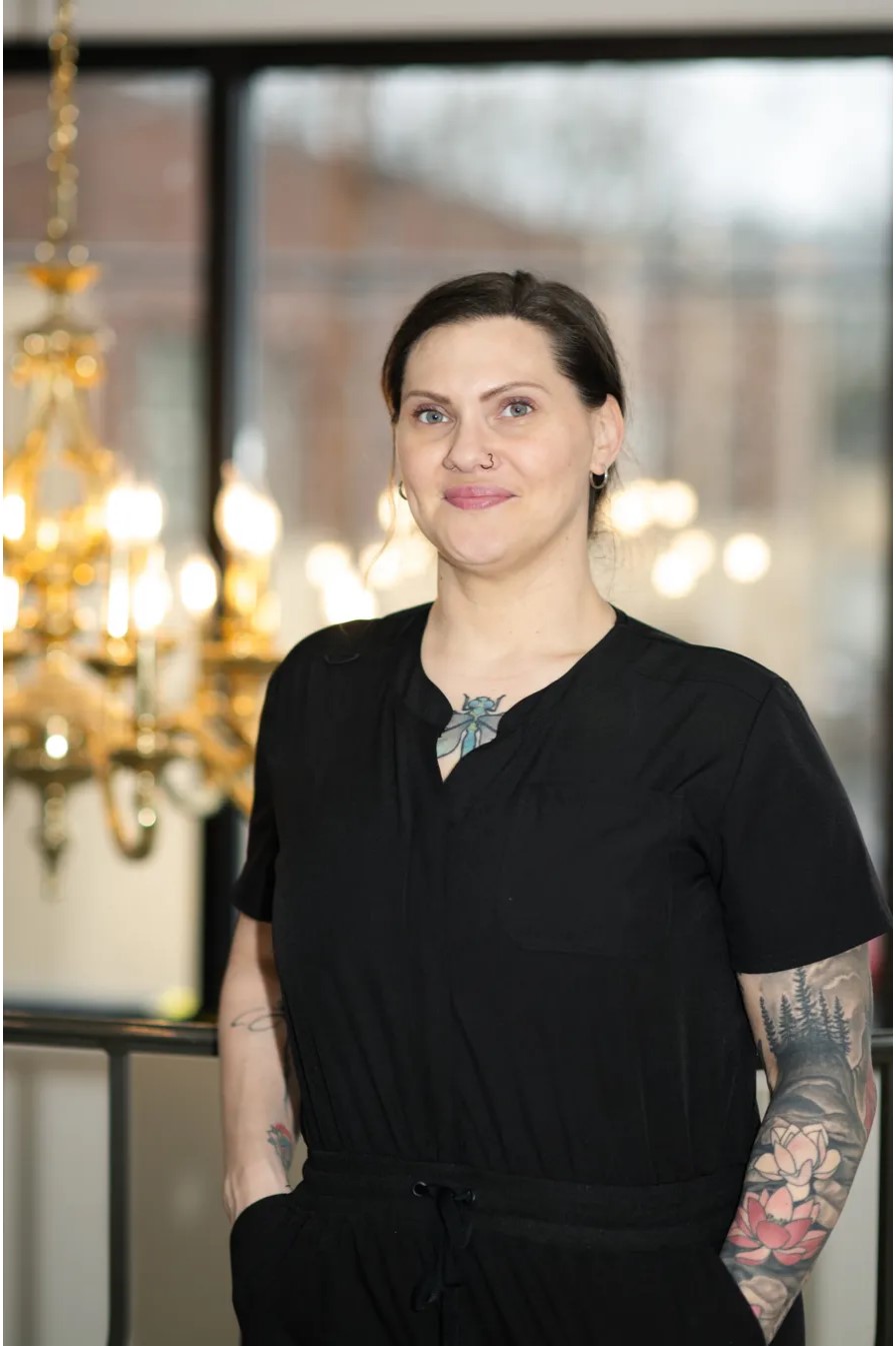 Kiersten Buchonis LMT - Licensed Massage Therapist Kent WA